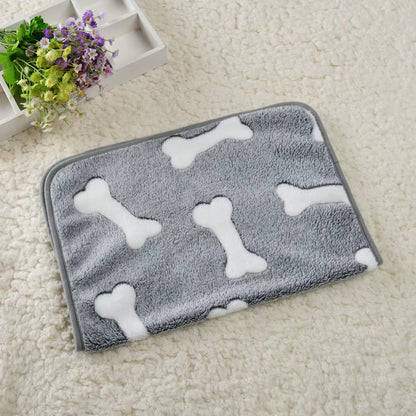 Plush Blanket - Warm Sleeping Blanket for Dogs & Cats.