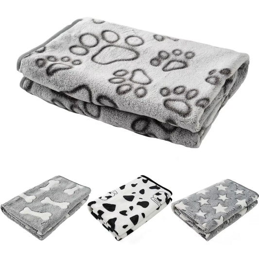 Plush Blanket - Warm Sleeping Blanket for Dogs & Cats.