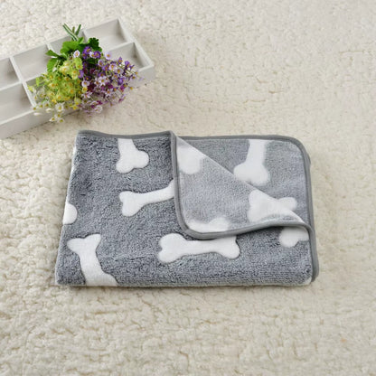 Plush Blanket - Warm Sleeping Blanket for Dogs & Cats.