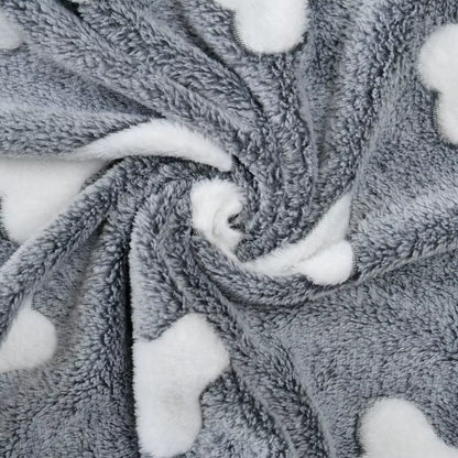 Plush Blanket - Warm Sleeping Blanket for Dogs & Cats.
