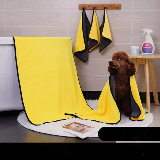 Super Absorbent Microfibre Towel - Quick Drying for Dogs & Cats.